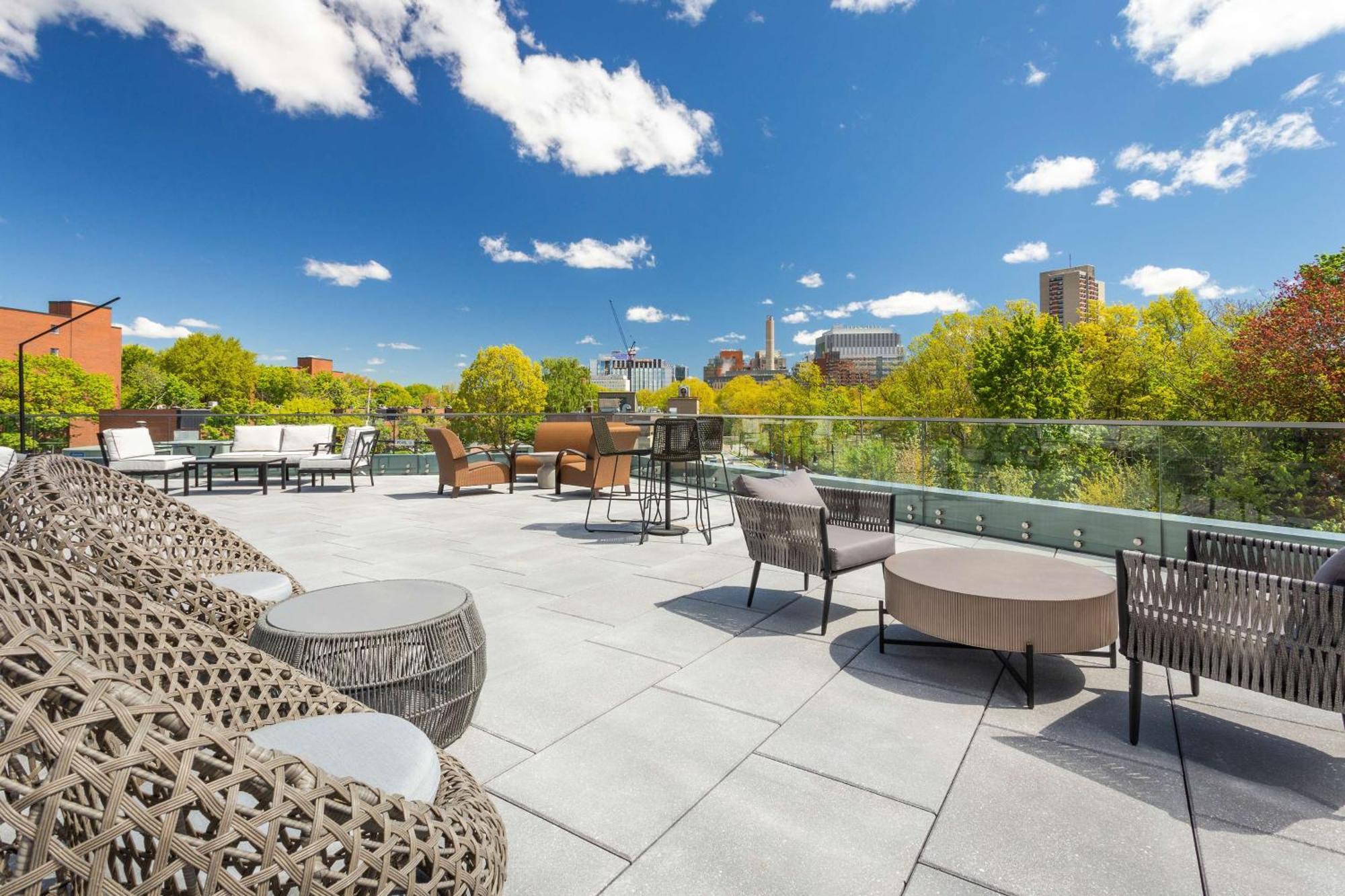 Hilton Garden Inn Boston Brookline, Ma Exterior foto